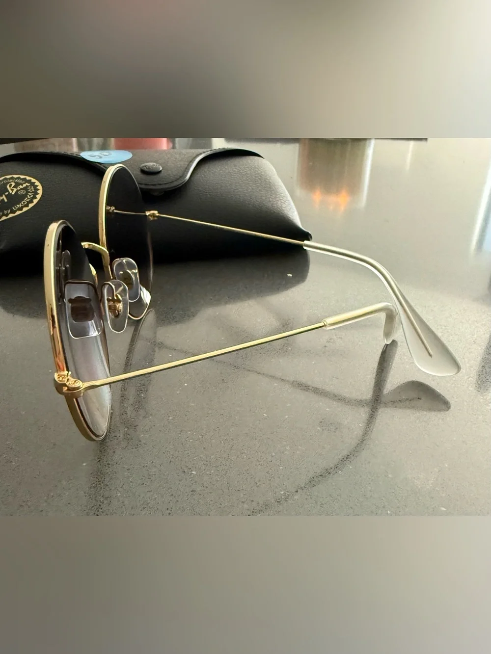 Ray-Ban Round Metal Sunglasses - Gold Frame with Gradient Gray Lenses